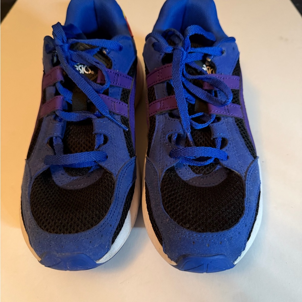Asics Women’s Running Shoes with Multicolor Accents - Picture 3 of 6